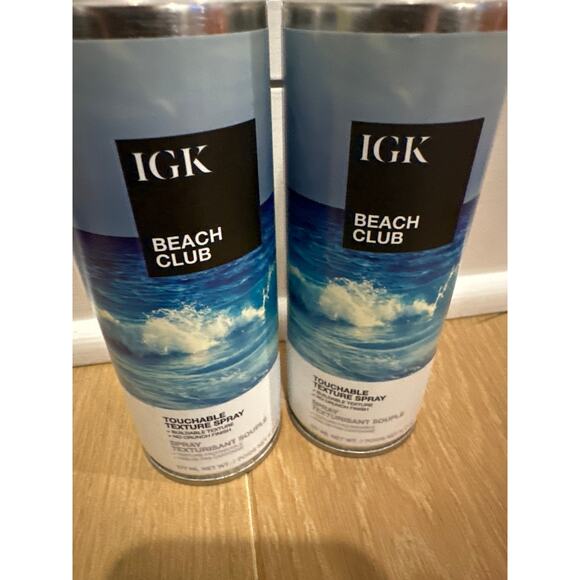 IGK BEACH CLUB Touchable Texture Hiar Spray | Lightweight | Vegan | - Picture 2 of 6